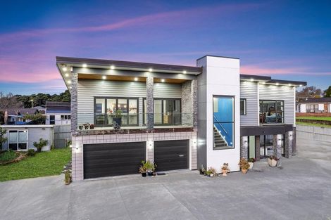Photo of property in 1 Leven Lane, Totara Heights, Auckland, 2105