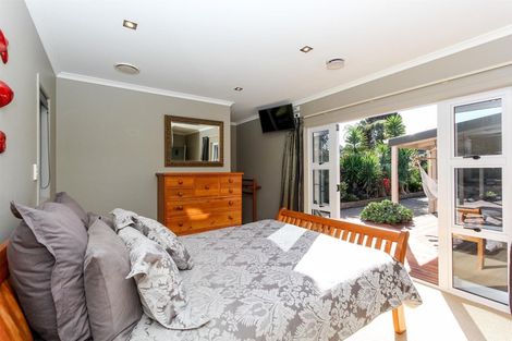 Photo of property in 81c Huatoki Street, Vogeltown, New Plymouth, 4310