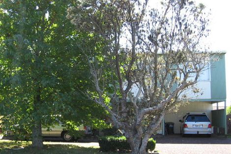 Photo of property in 10 Taitua Drive, Te Atatu South, Auckland, 0610