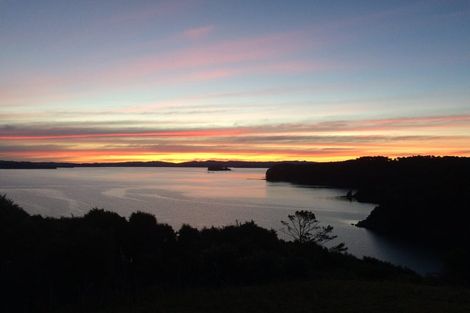 Photo of property in 11 Edith Ridge Road, Kawau Island, 0920