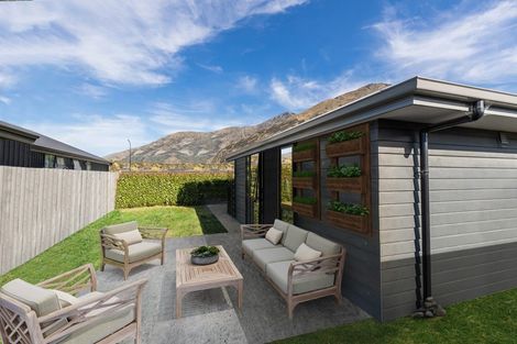 Photo of property in 39 Jones Avenue, Lower Shotover, Queenstown, 9304