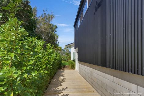 Photo of property in 167b Ocean Beach Road, Tairua, 3508