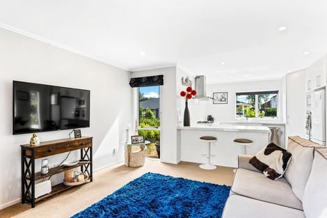 Photo of property in 21 Somerby Mews, Silverstream, Upper Hutt, 5019