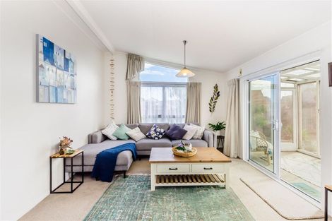 Photo of property in 110 Hillcrest Road, Raumati Beach, Paraparaumu, 5032