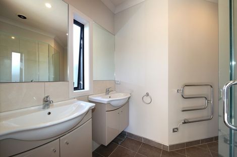 Photo of property in Heynes Place, 28 Heynes Place, Clive, 4102