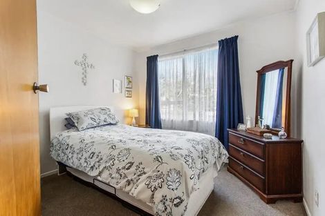 Photo of property in 5 Joshua Place, Weymouth, Auckland, 2103