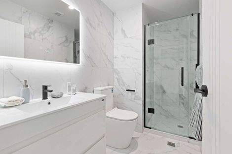 Photo of property in 6/13 Beatrix Street, Avondale, Auckland, 1026