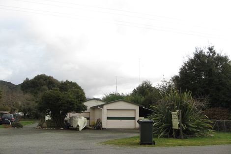 Photo of property in 26 Fairfax Street, Murchison, 7007