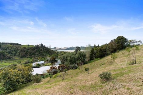 Photo of property in 51 Herbert Drive, Whangamata, 3620