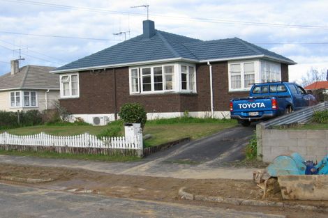 Photo of property in 4 Denz Street, Maeroa, Hamilton, 3200