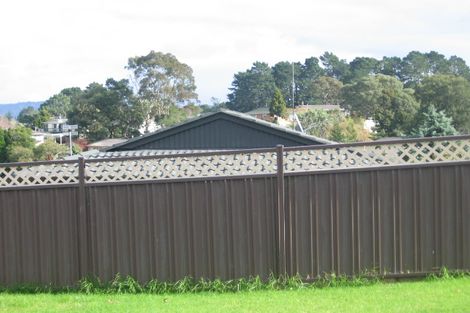 Photo of property in 41 Rehia Road, Massey, Auckland, 0614