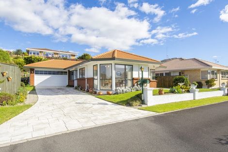 Photo of property in 2 Palm Court, Mount Maunganui, 3116