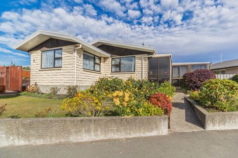 Photo of property in 2 Gleniti Road, Gleniti, Timaru, 7910