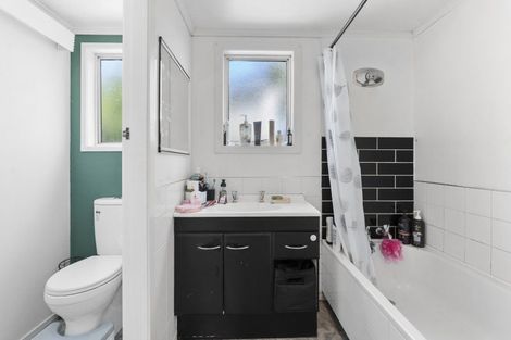 Photo of property in 63 Cumberland Street, Welbourn, New Plymouth, 4312