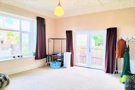 Photo of property in 93 Queens Drive, Saint Kilda, Dunedin, 9012