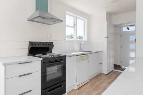 Photo of property in 46 Pollen Crescent, Melville, Hamilton, 3206