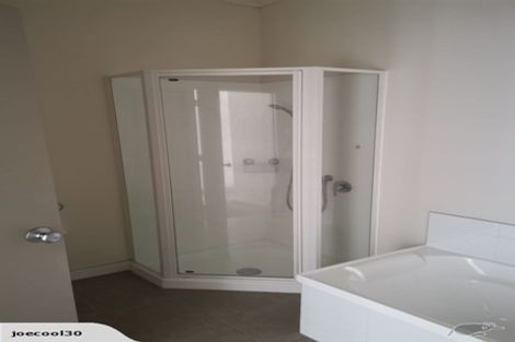 Photo of property in 30 Mulvaney Crescent, Henderson, Auckland, 0612