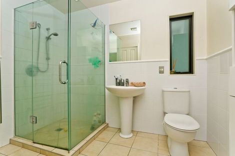 Photo of property in 14/7 The Avenue, Albany, Auckland, 0632