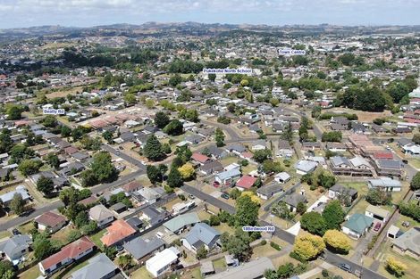 Photo of property in 18 Birdwood Road, Pukekohe, 2120