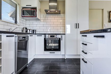 Photo of property in 27 Rutland Street, Fairview Downs, Hamilton, 3214