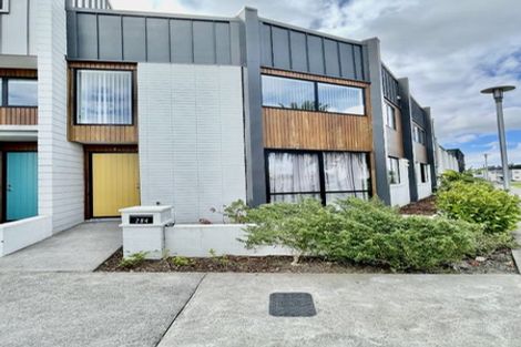 Photo of property in 284 Hobsonville Point Road, Hobsonville, Auckland, 0616