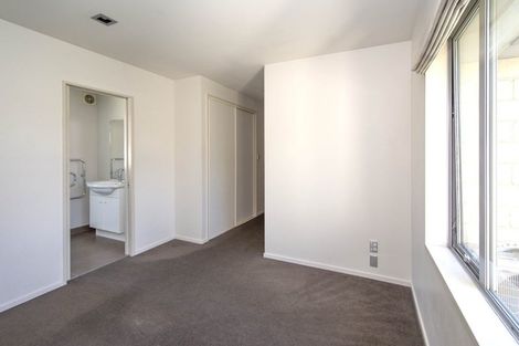 Photo of property in 90b Mandeville Street, Riccarton, Christchurch, 8011