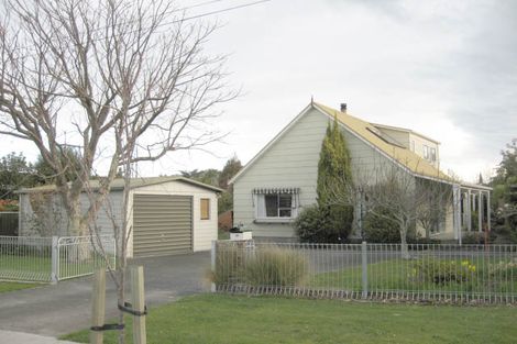 Photo of property in 20 Jellicoe Street, Greytown, 5712