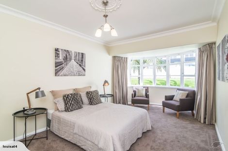 Photo of property in 10 Cavendish Square, Strathmore Park, Wellington, 6022