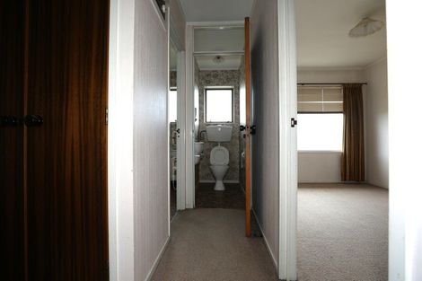 Photo of property in 2/1 Chevis Place, Pakuranga, Auckland, 2010