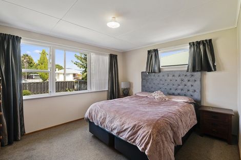 Photo of property in 16 Reeve Street, Levin, 5510
