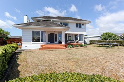 Photo of property in 407 Devon Street West, Lynmouth, New Plymouth, 4310