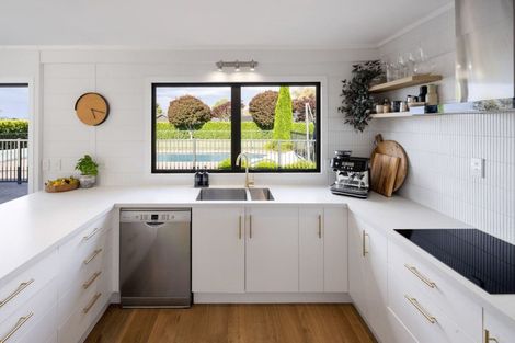 Photo of property in 48 Peake Road, Cambridge, Hamilton, 3283