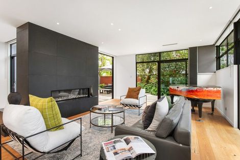 Photo of property in 91 Carlton Mill Road, Merivale, Christchurch, 8014