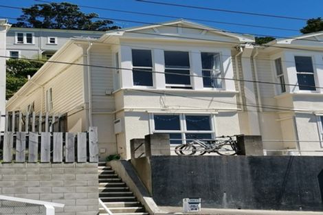 Photo of property in 84 Rolleston Street, Mount Cook, Wellington, 6021