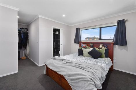 Photo of property in 27 Pukeko Way, Kinloch, Taupo, 3377