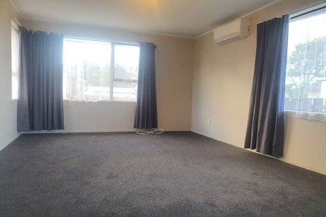 Photo of property in 18 Armada Drive, Ranui, Auckland, 0612