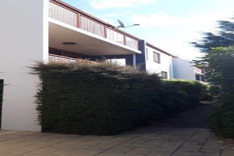 Photo of property in 2/90 Springfield Road, St Albans, Christchurch, 8014