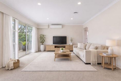 Photo of property in 54 Meadway, Sunnyhills, Auckland, 2010