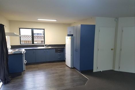 Photo of property in 120c Elizabeth Street, Riccarton, Christchurch, 8041