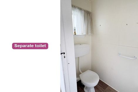 Photo of property in 102 Wairakei Road, Bryndwr, Christchurch, 8052