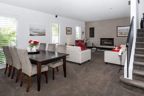 Photo of property in 15 Oceania Place, Mellons Bay, Auckland, 2014