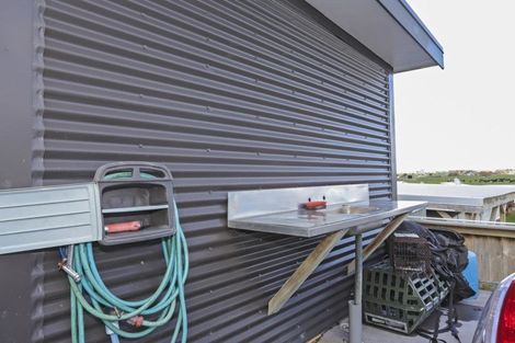 Photo of property in 22 Costello Crescent, Pukehina, Te Puke, 3189