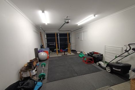 Photo of property in 72 Mawai Hakona Drive, Wallaceville, Upper Hutt, 5018