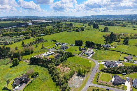 Photo of property in 9 Karaka School Lane, Karaka, 2580