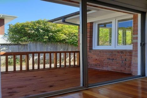 Photo of property in 1/16 Taharoto Road, Takapuna, Auckland, 0622