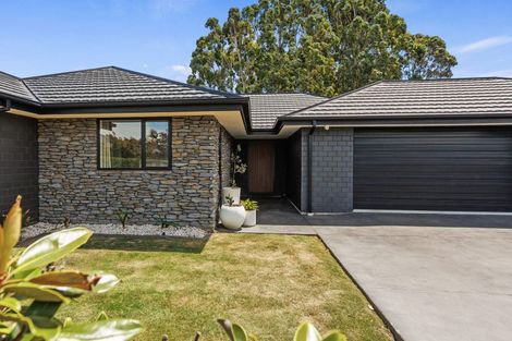 Photo of property in 11 Woodlaw Crescent, Prebbleton, 7604