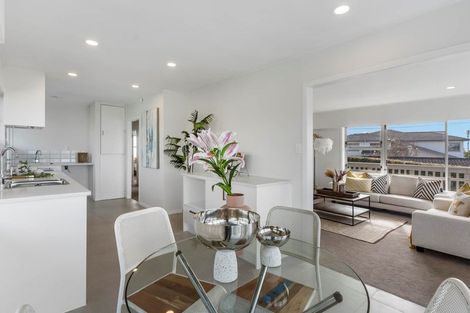 Photo of property in 832 East Coast Road, Oteha, Auckland, 0630