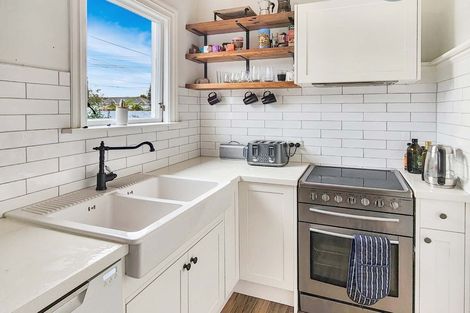 Photo of property in 58 Wakefield Street, Alicetown, Lower Hutt, 5010