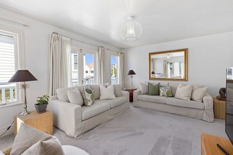 Photo of property in 12b Hobson Street, Thorndon, Wellington, 6011