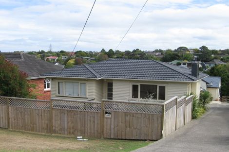 Photo of property in 190 Forrest Hill Road, Forrest Hill, Auckland, 0620